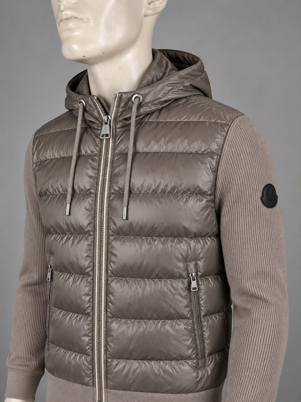 Moncler Down Jacket Cardigan (L)