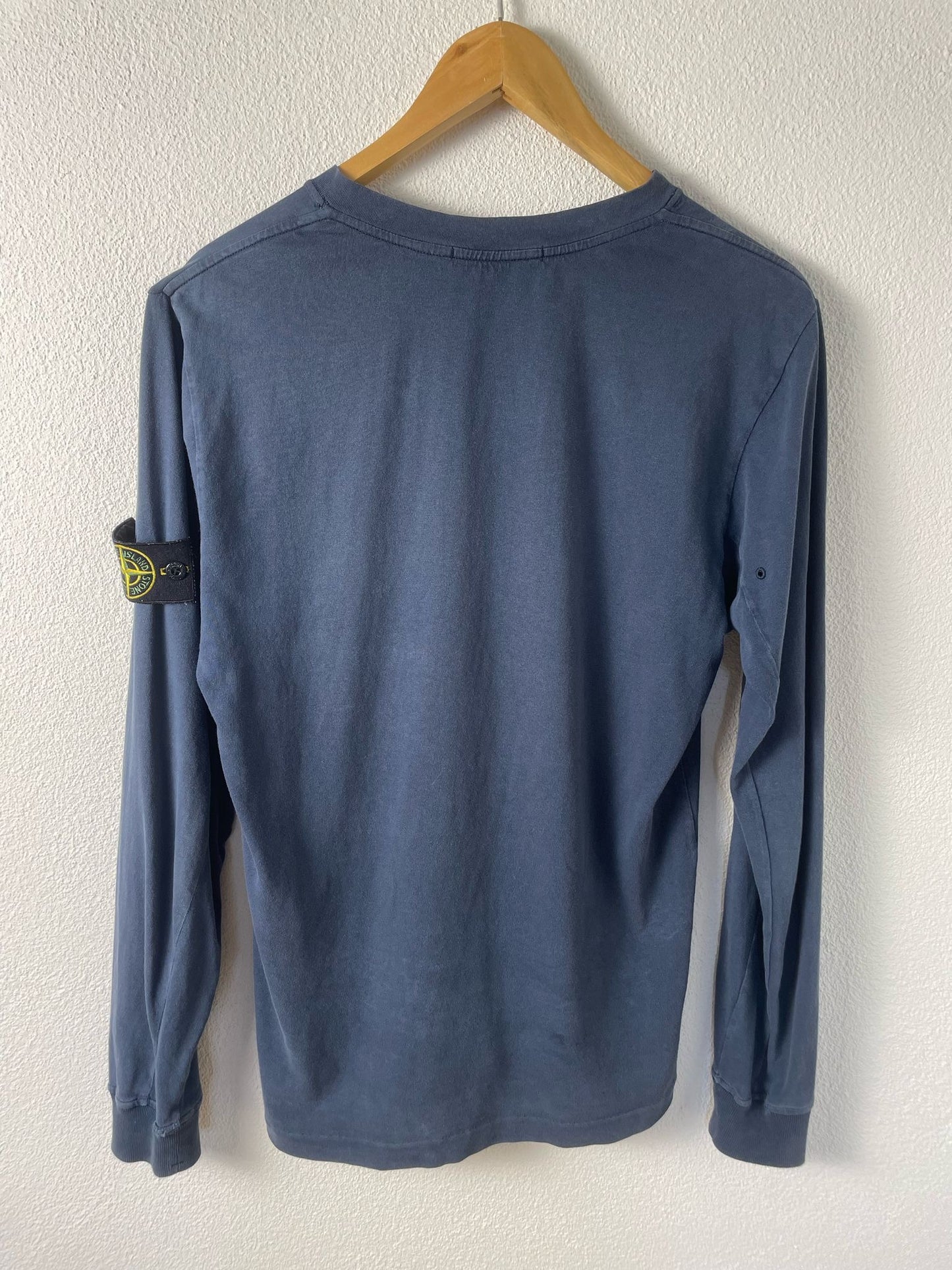 4 Stone Island sweater (M)