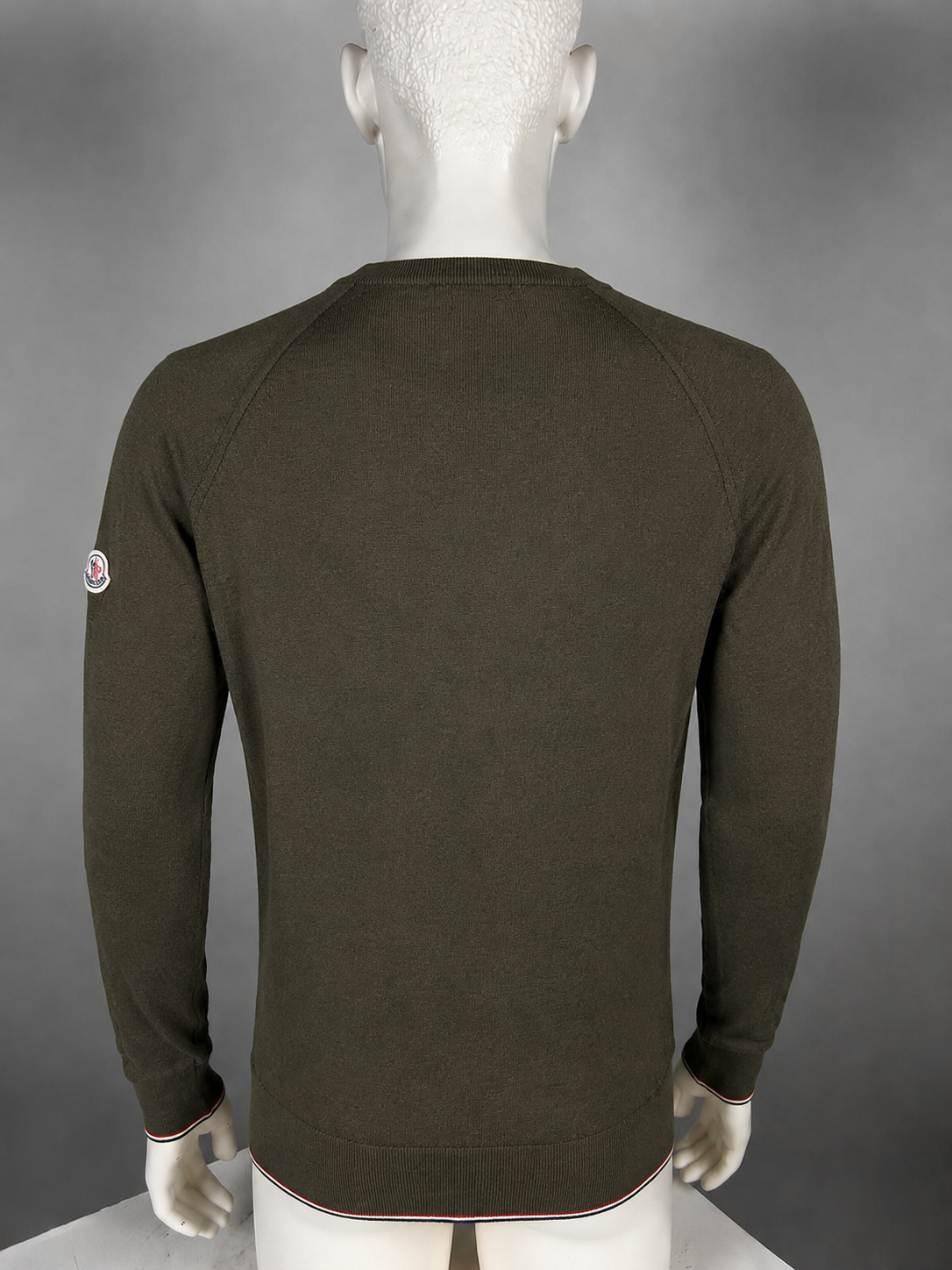 Moncler Sweater (M)