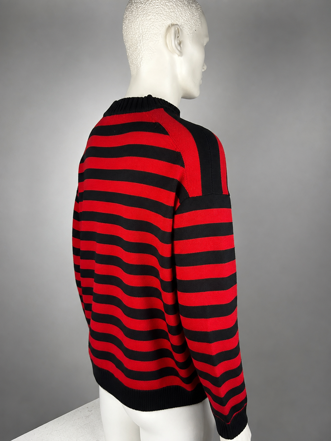 Moncler Sweater (L)