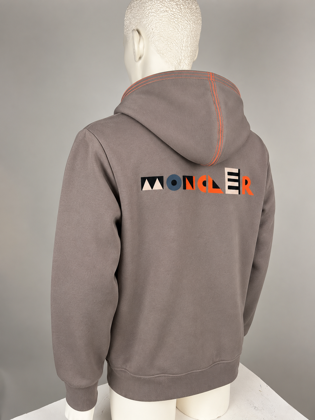 Moncler Cardigan (M)