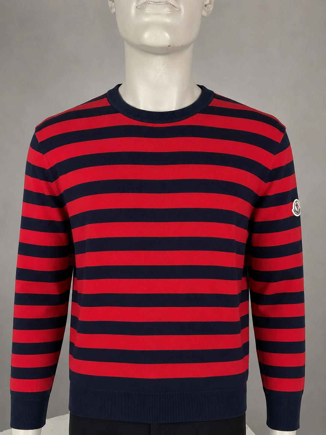 Moncler Sweater (XL)