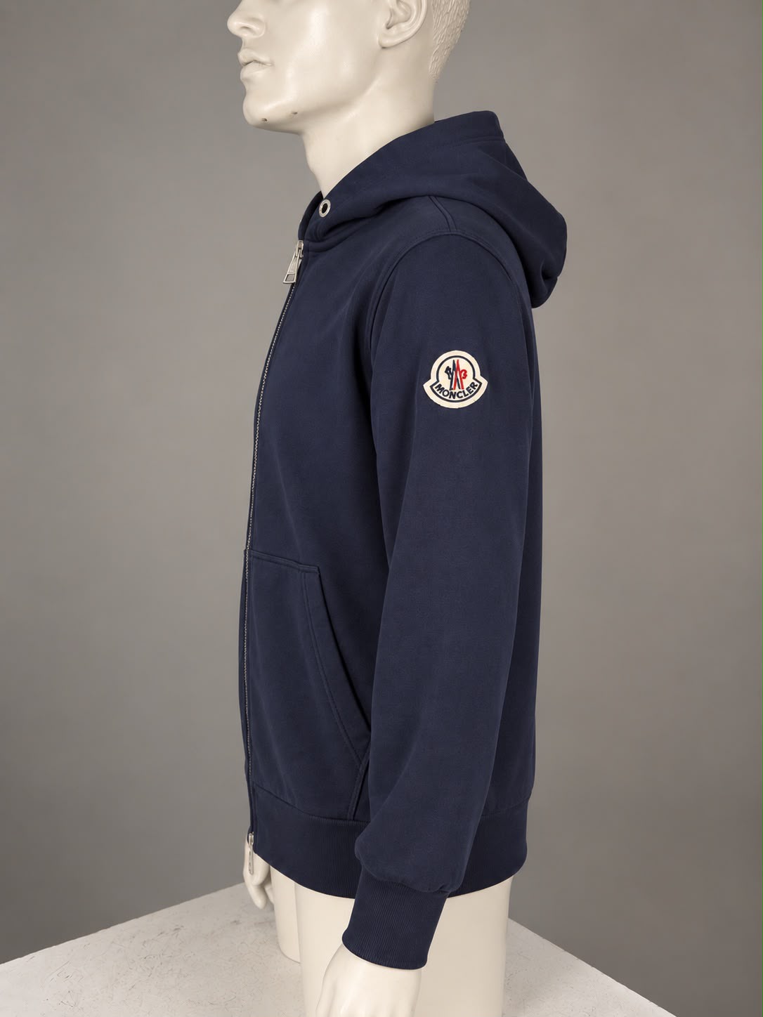 Moncler Cardigan (L)