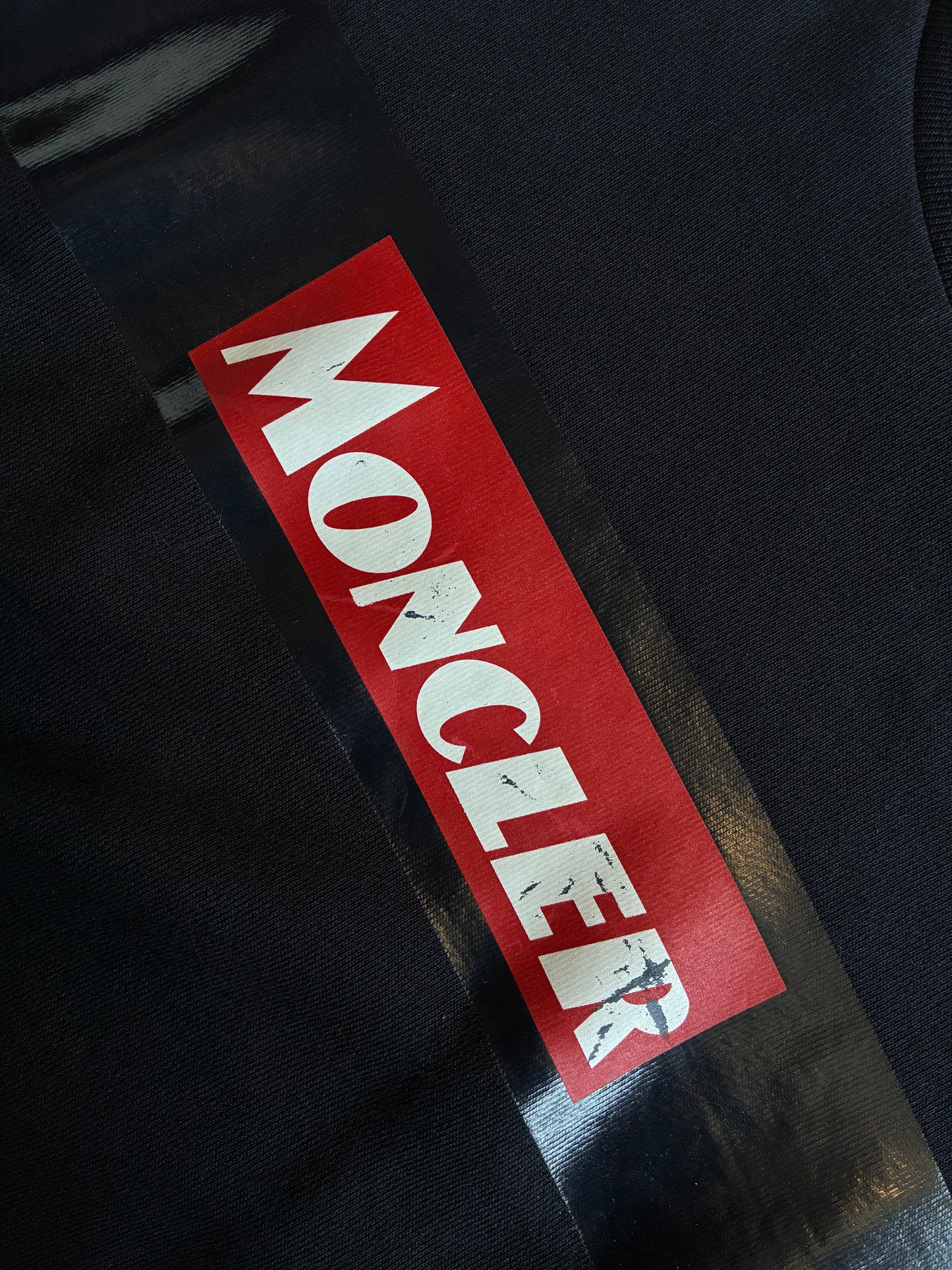 Moncler Sweater (M)
