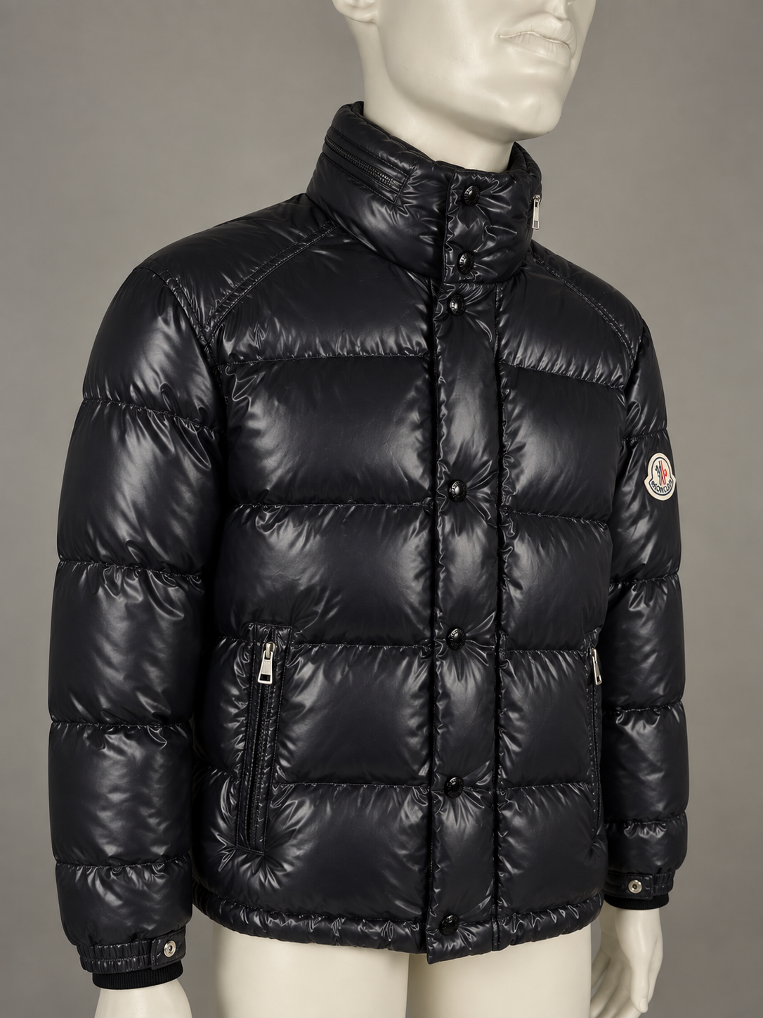 Moncler Ever Down Jacket (2/M)