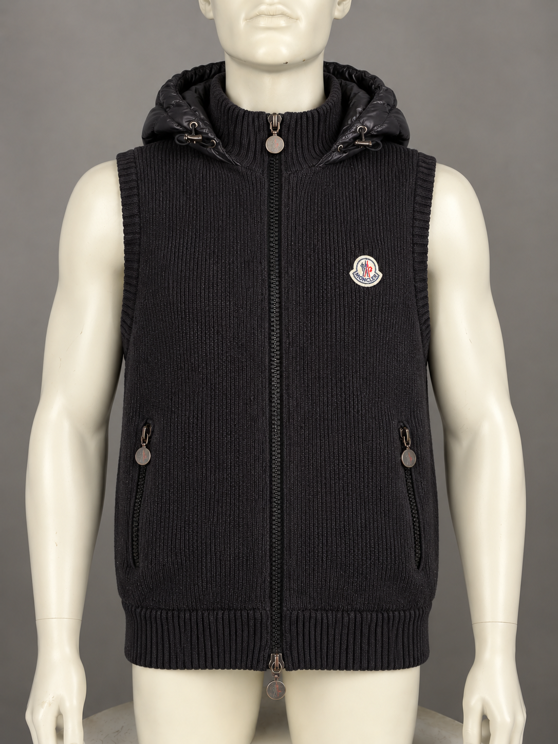 Moncler Down Jacket Gilet (M)