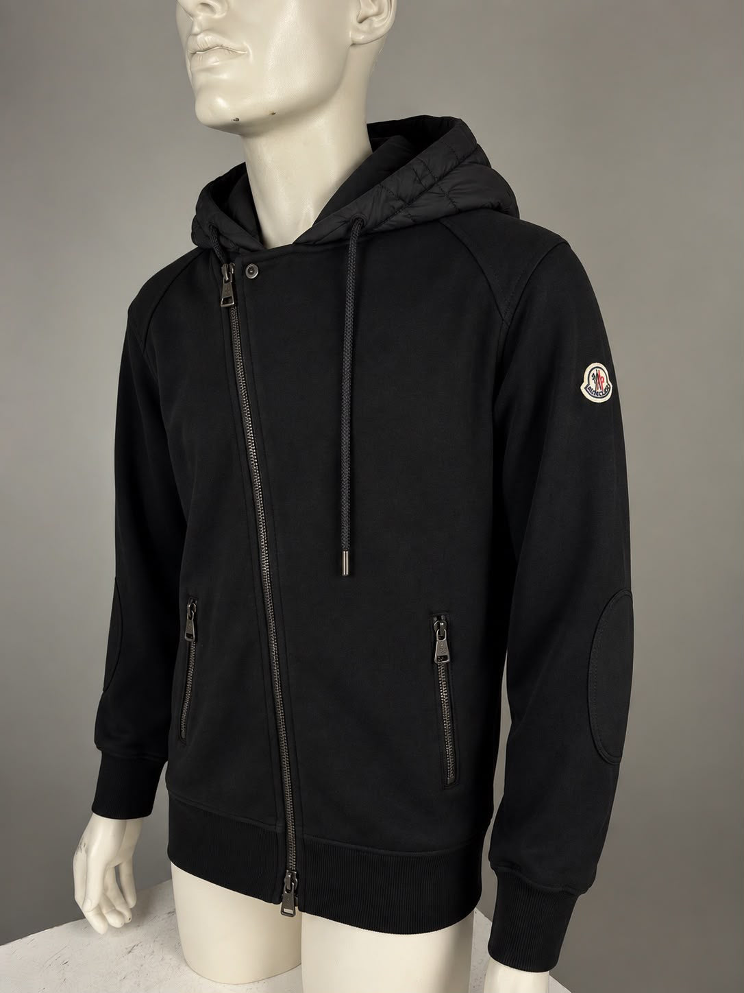 Moncler Cardigan (S)