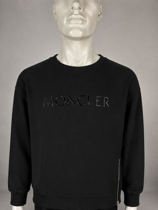 Moncler Sweater (XXL)