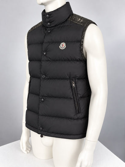 Moncler Cheval Down Jacket Gilet (4/L)