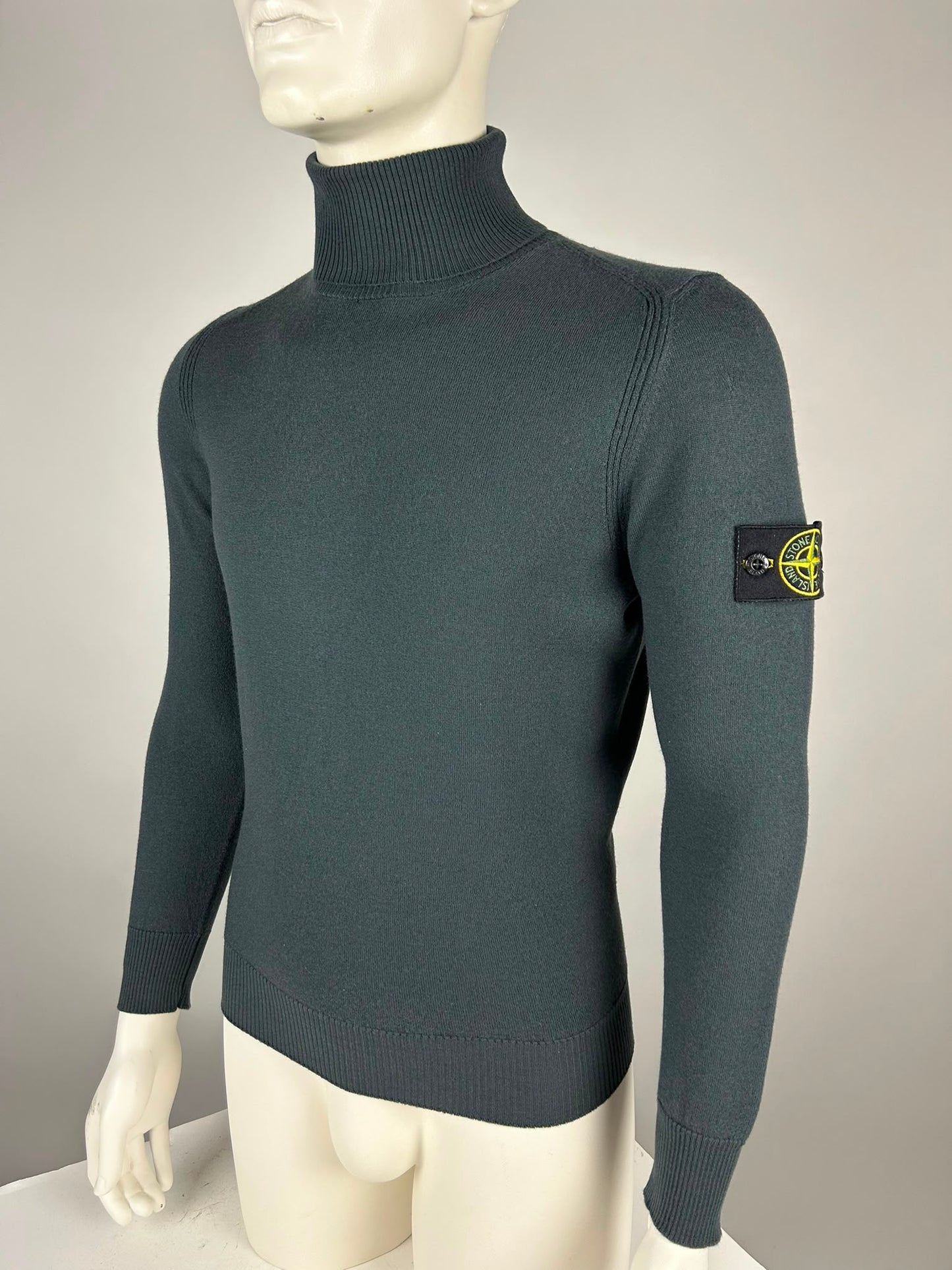 Stone Island Wool Turtle Neck Knitwear Sweater (M)