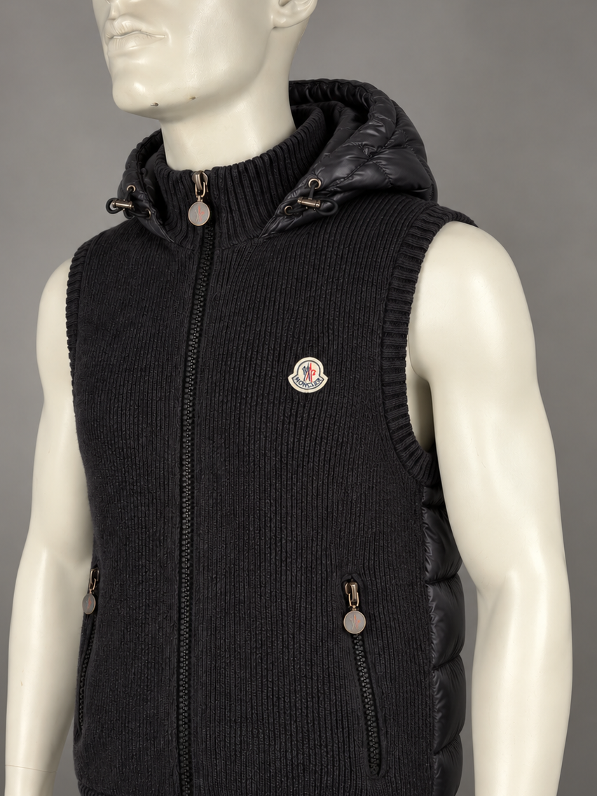 Moncler Down Jacket Gilet (M)