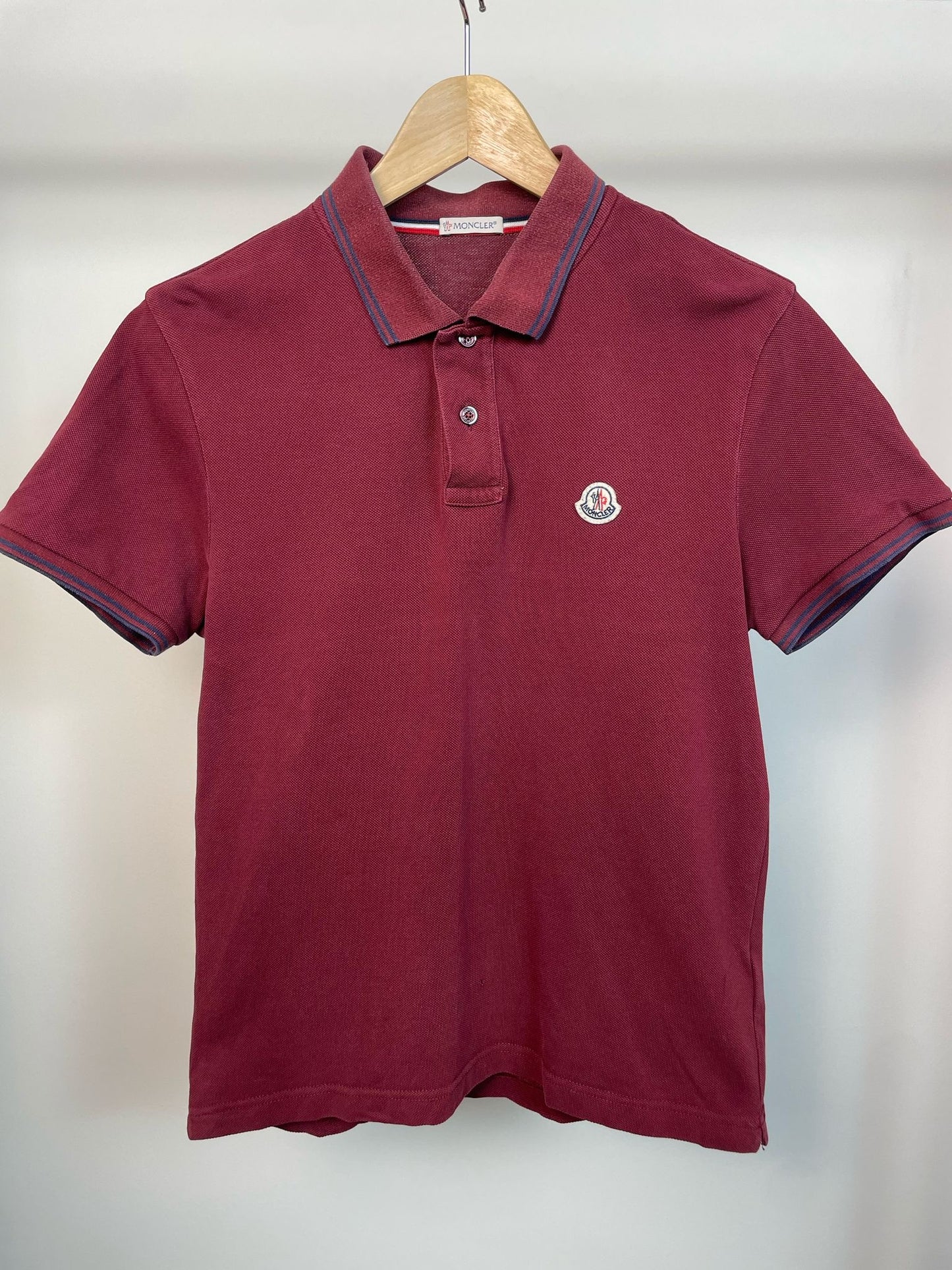 82 Moncler polo (S)