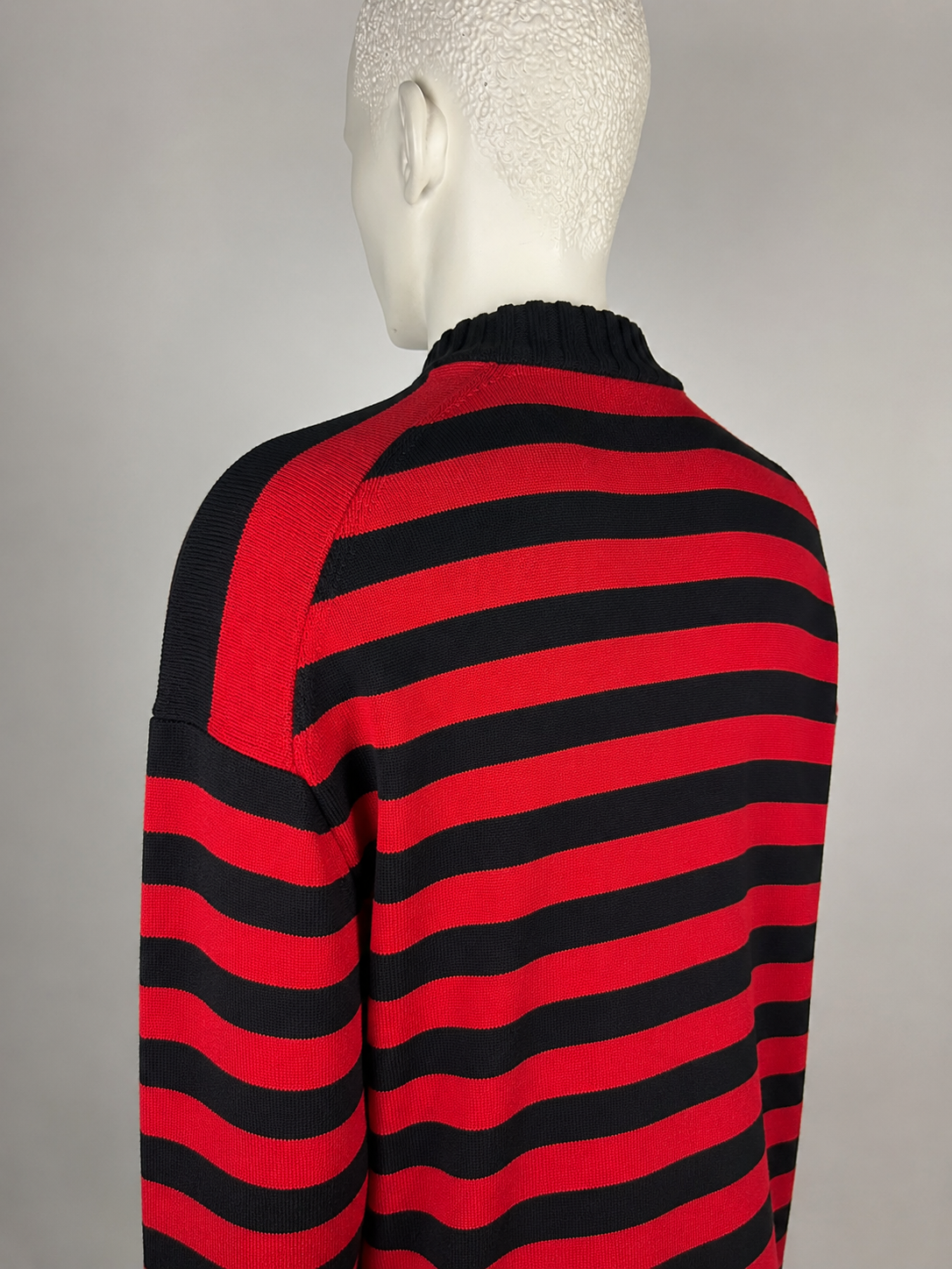 Moncler Sweater (L)