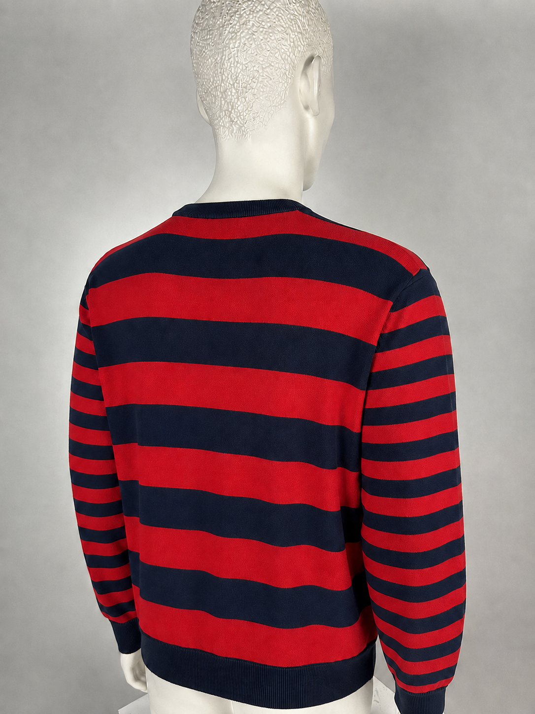 Moncler Sweater (XL)